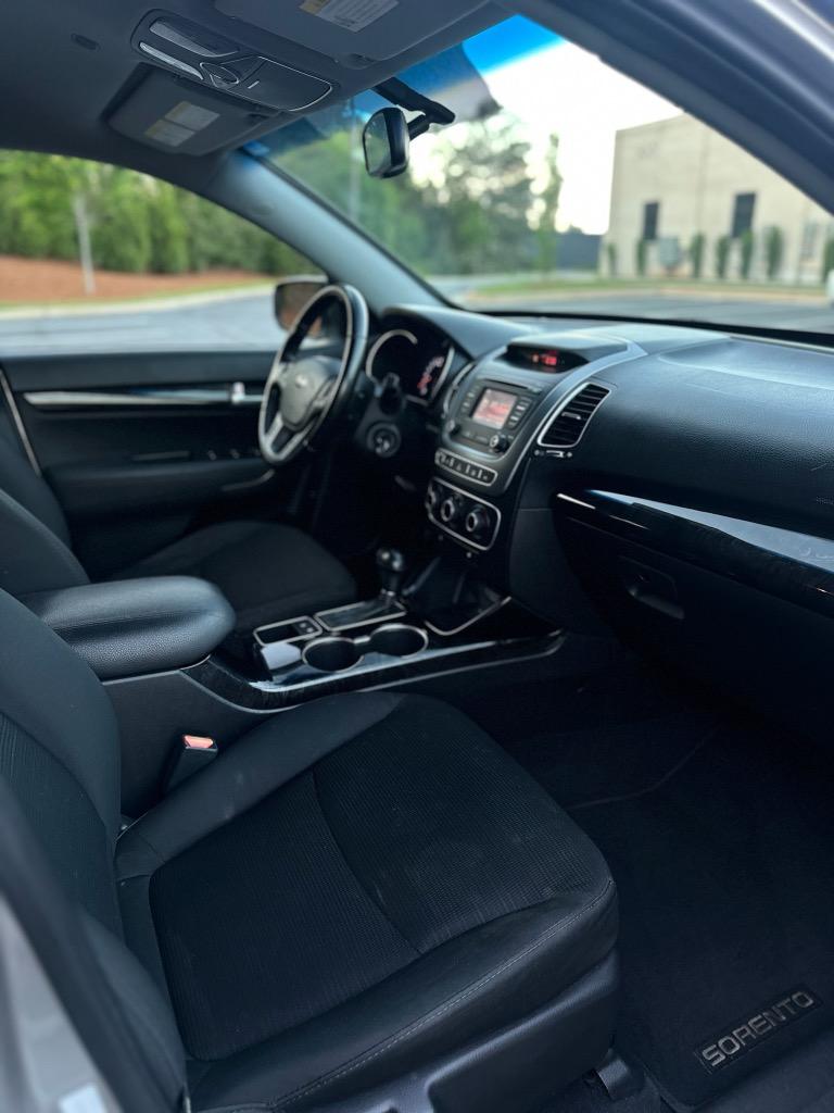 2014 Kia Sorento LX photo