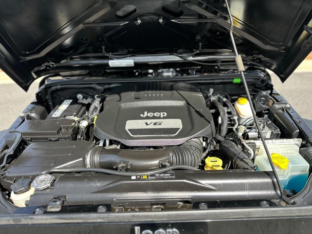 2018 Jeep Wrangler - $12,500