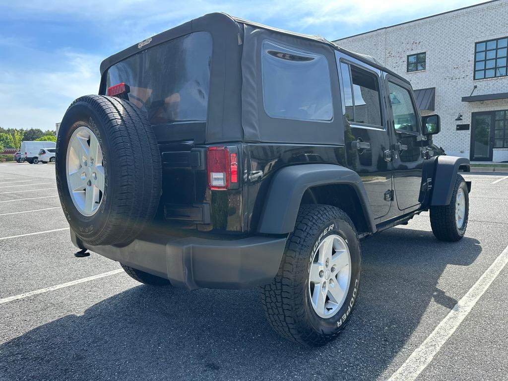 2018 Jeep Wrangler - $12,500