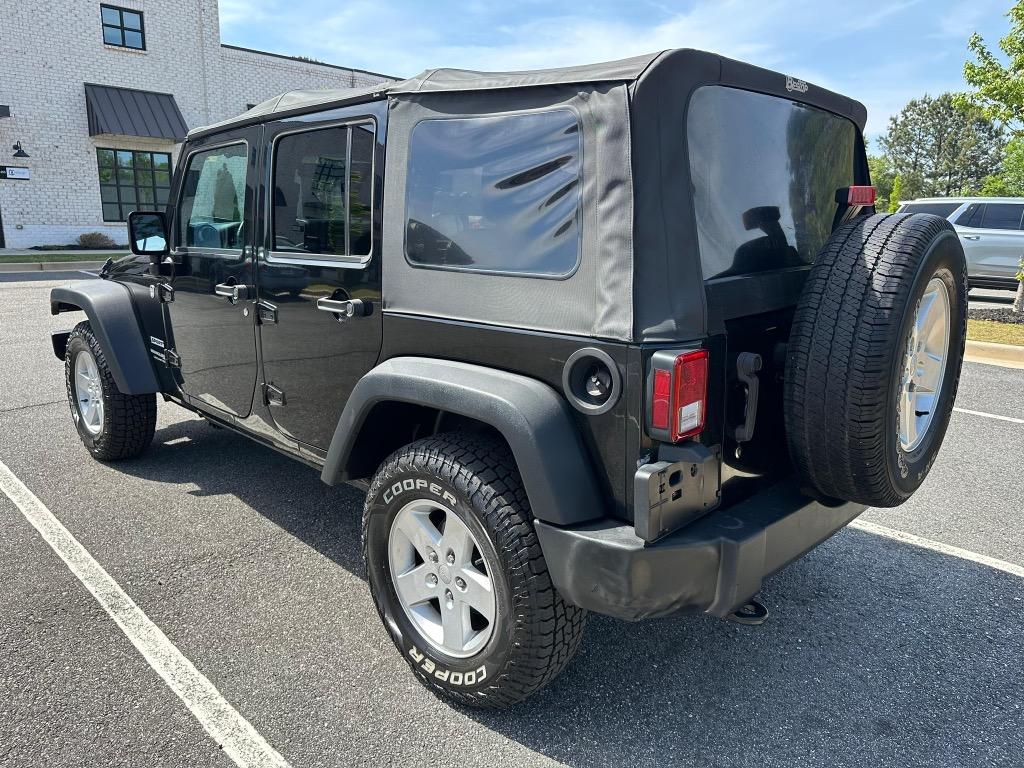 2018 Jeep Wrangler - $12,500