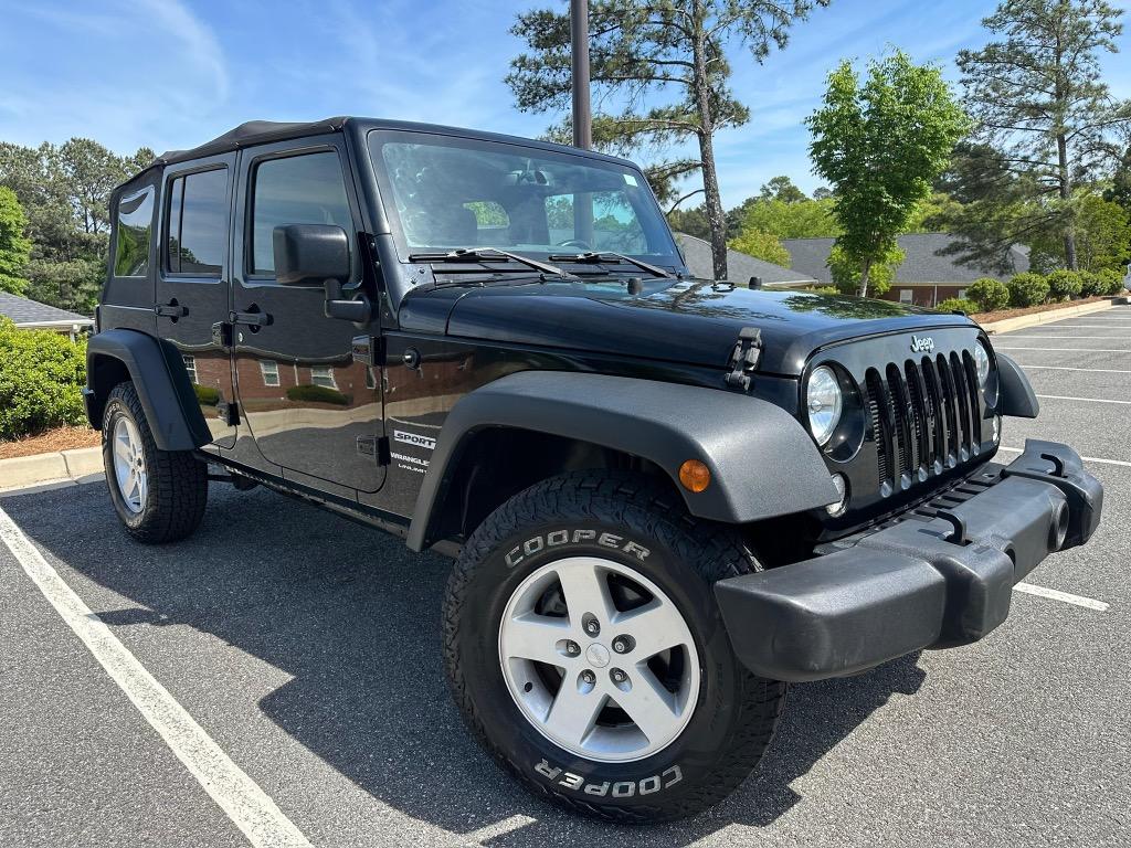 2018 Jeep Wrangler - $12,500
