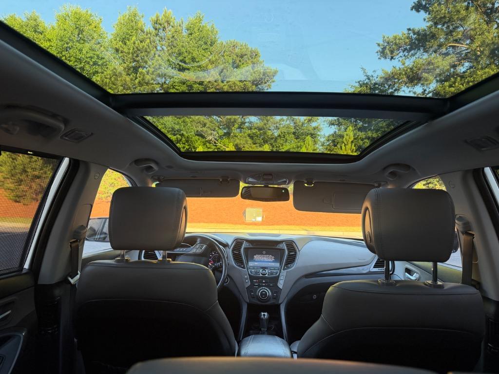 2013 Hyundai Santa FE Sport - $6,500