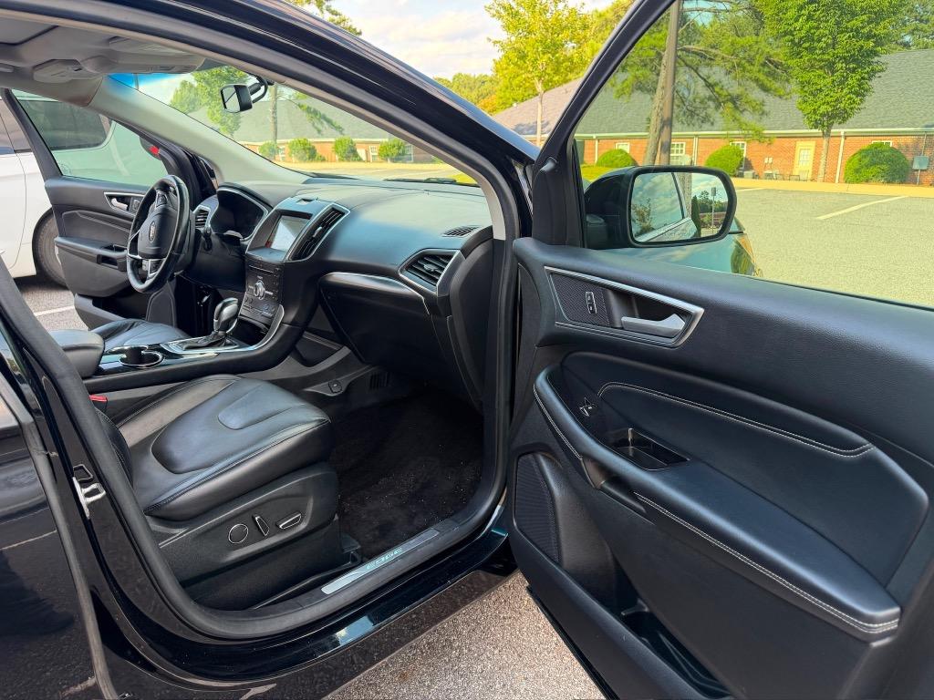 2017 Ford Edge - $7,400