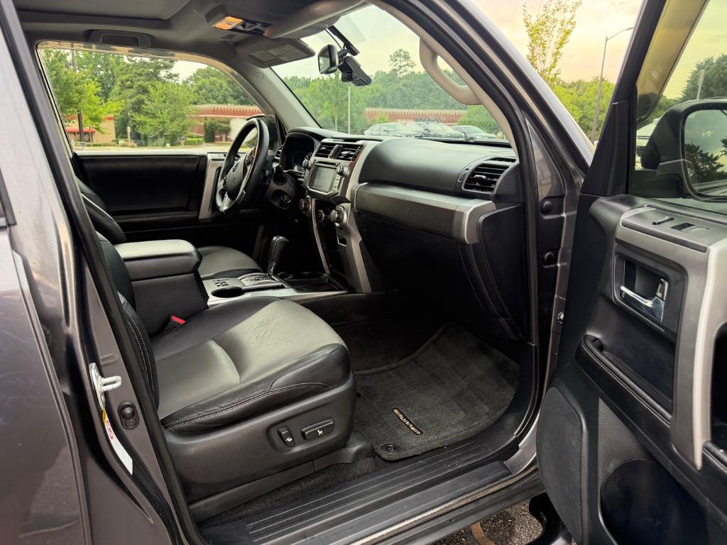 2015 Toyota 4Runner - $15,900