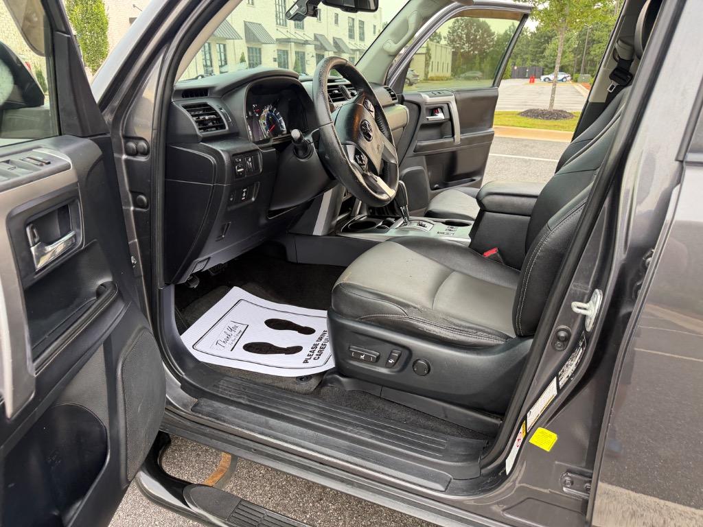2015 Toyota 4Runner - $15,900