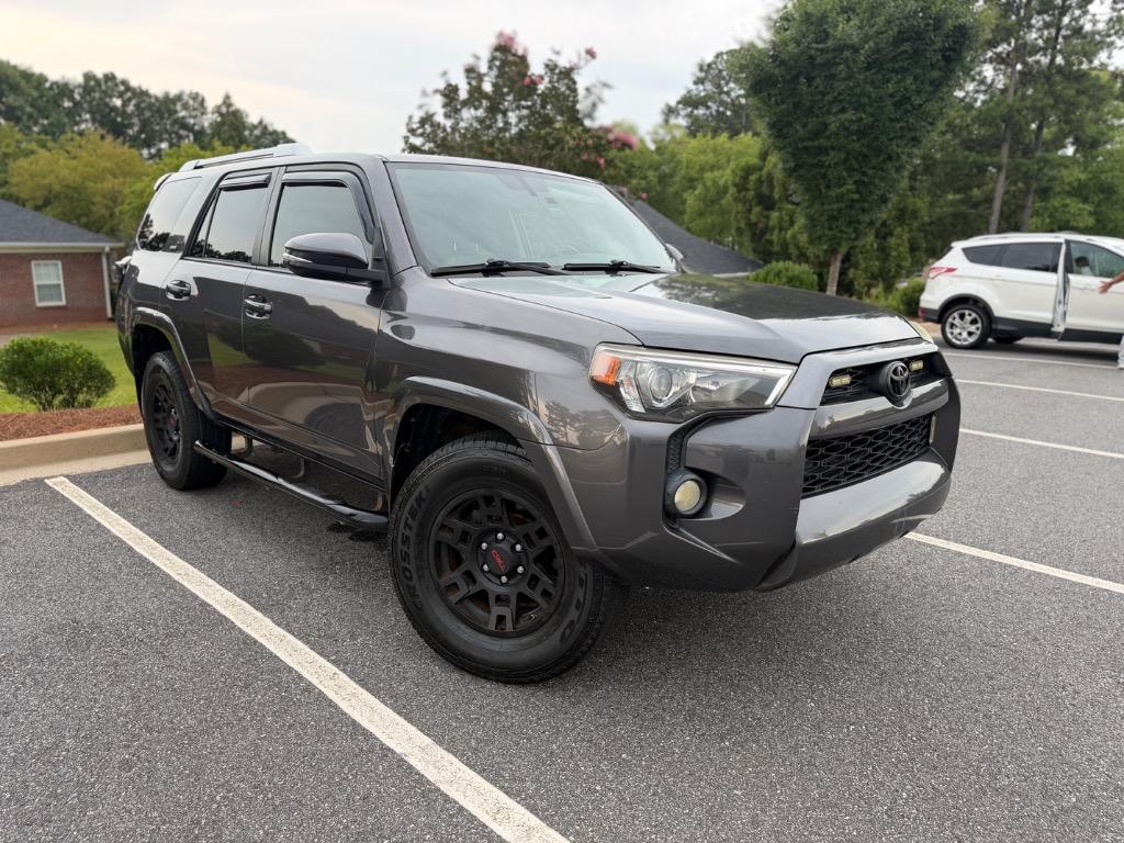 2015 Toyota 4Runner - $15,900