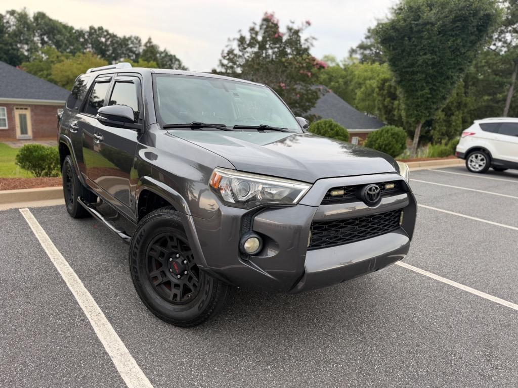 2015 Toyota 4Runner - $15,900