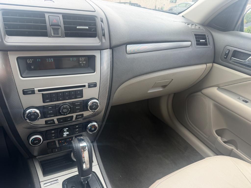 2010 Ford Fusion - $4,500