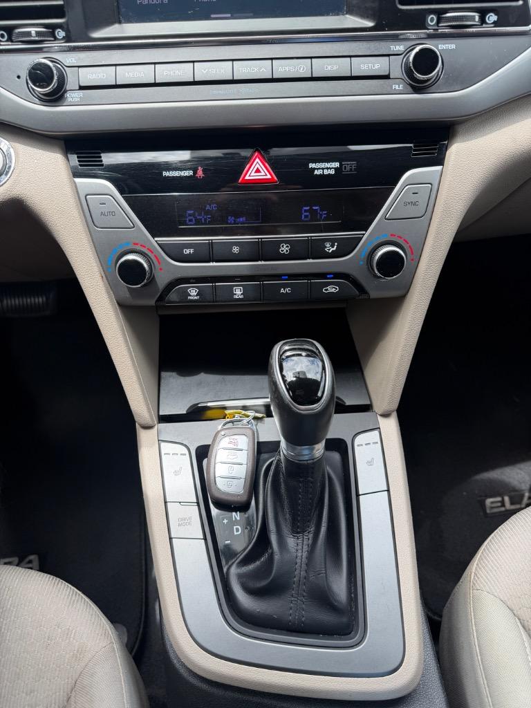 2017 Hyundai Elantra - $7,500