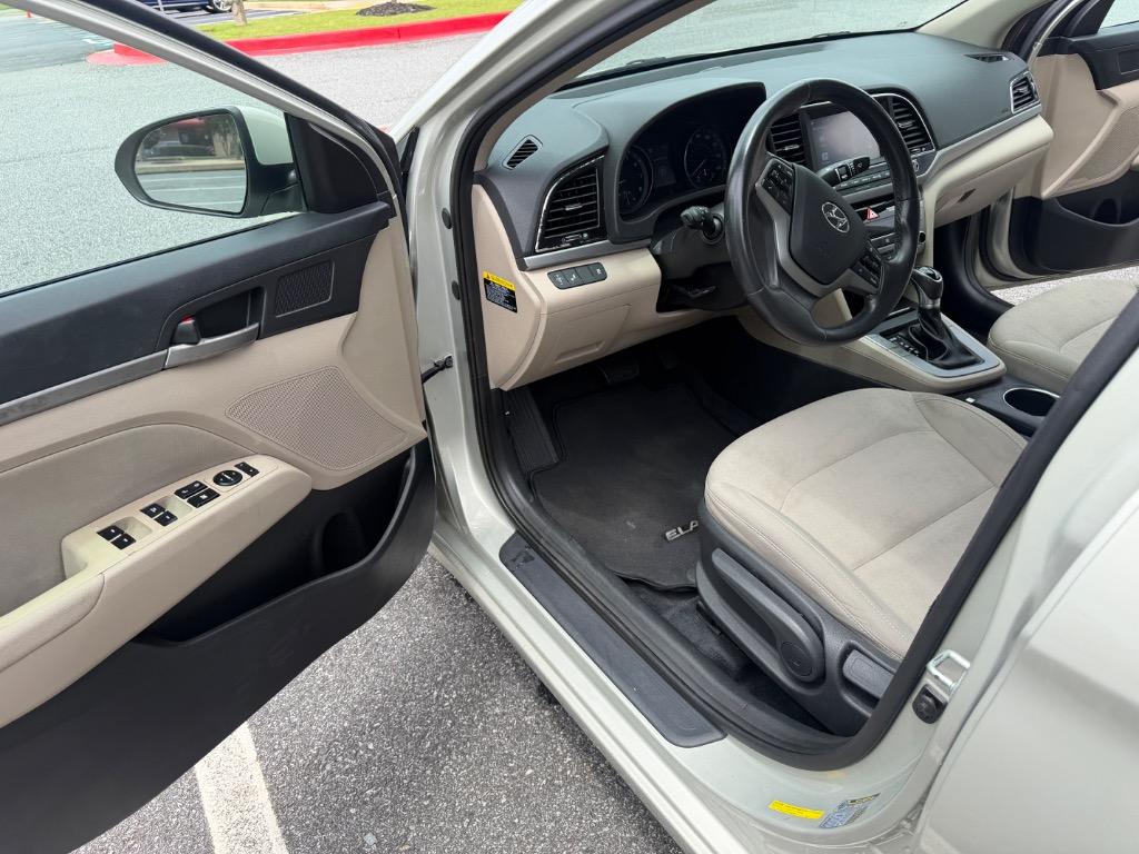 2017 Hyundai Elantra - $7,500