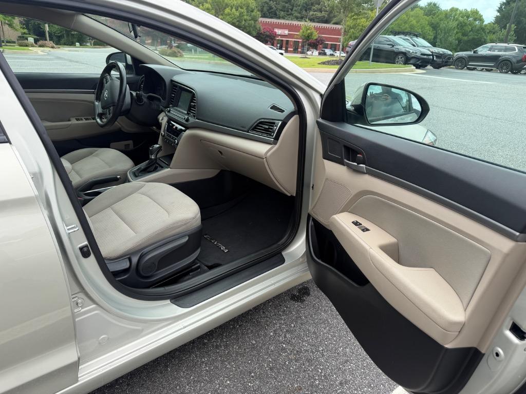 2017 Hyundai Elantra - $7,500