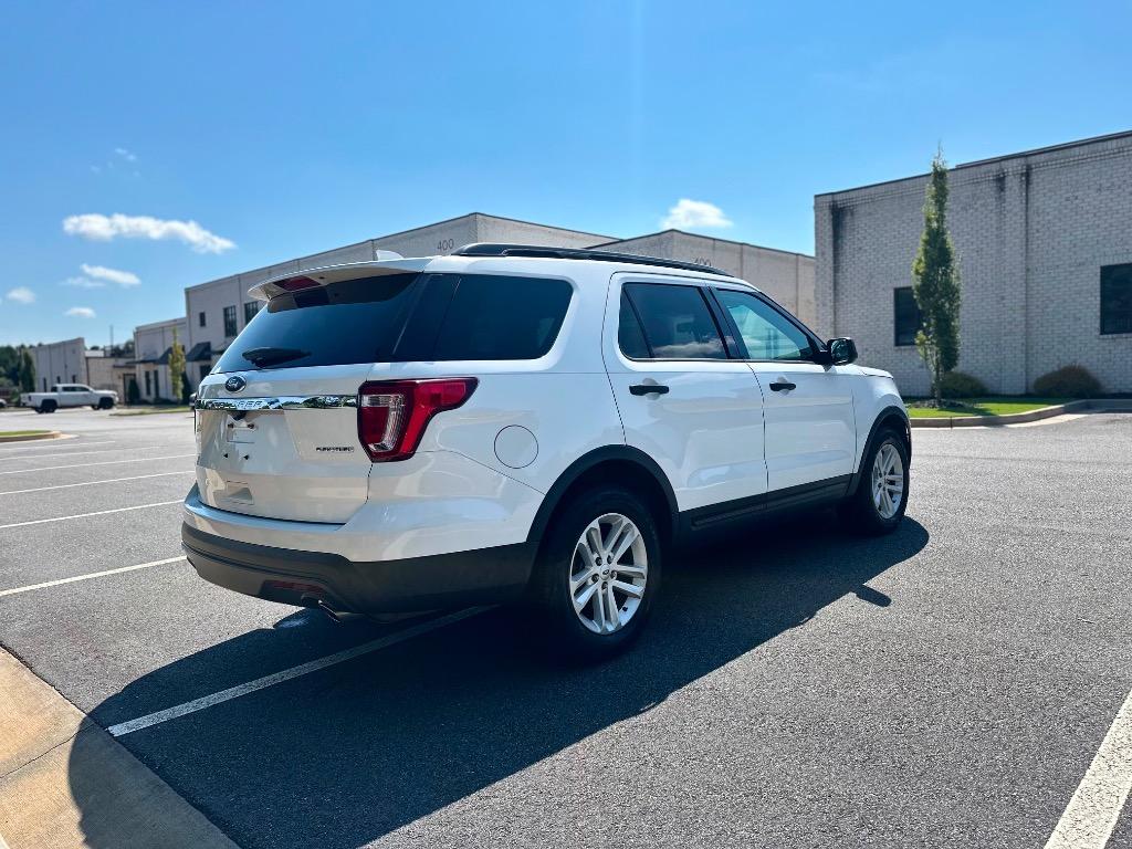 2016 Ford Explorer - $9,800
