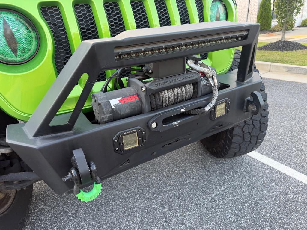 2020 Jeep Wrangler - $19,500