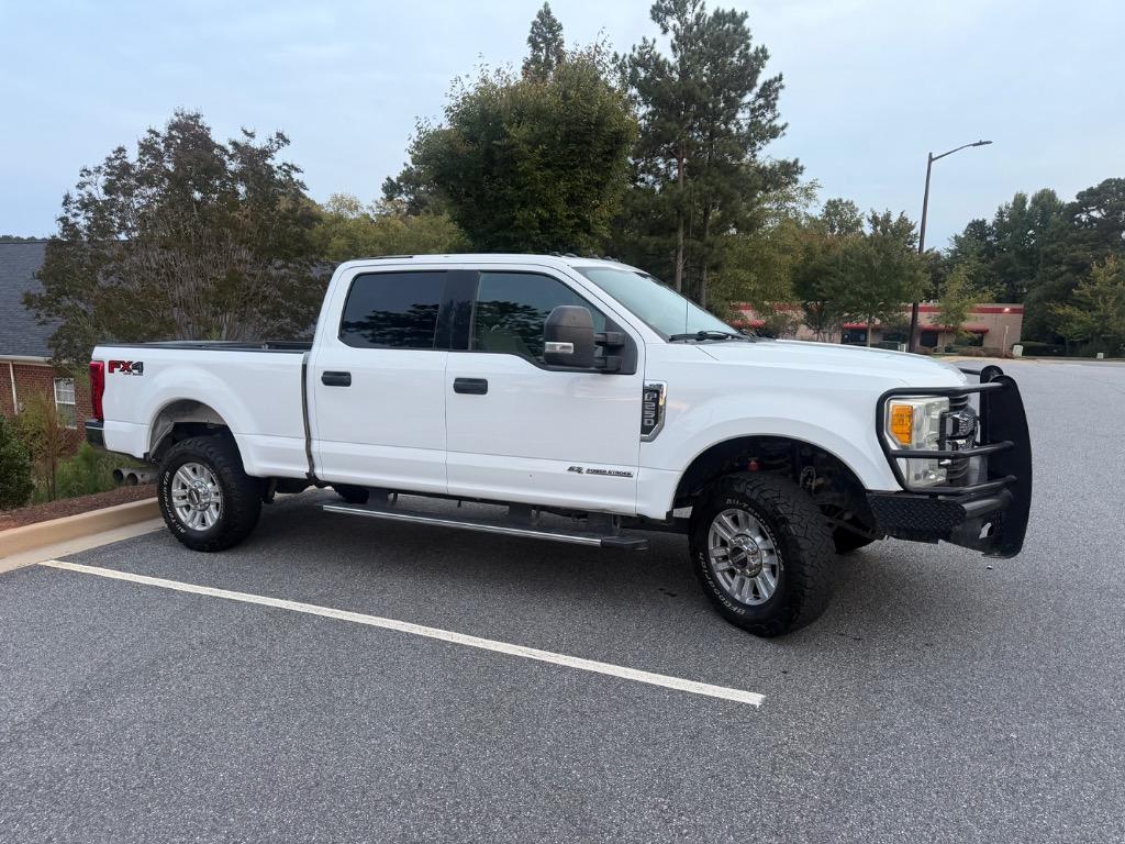 2017 Ford F-250 - $26,500