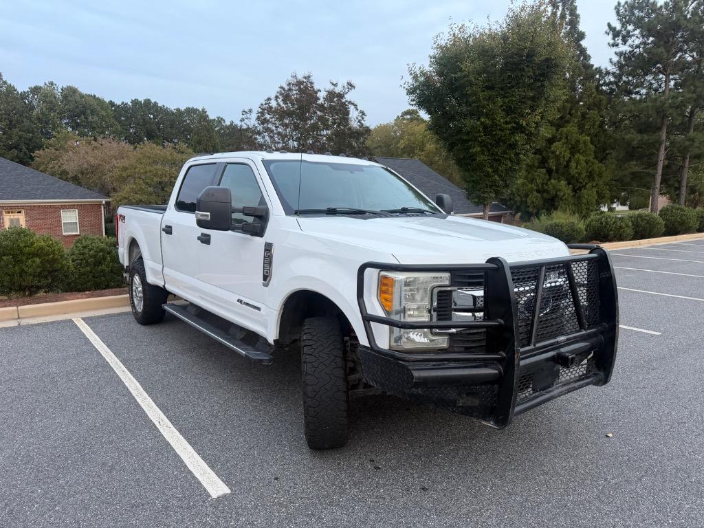 2017 Ford F-250 - $26,500