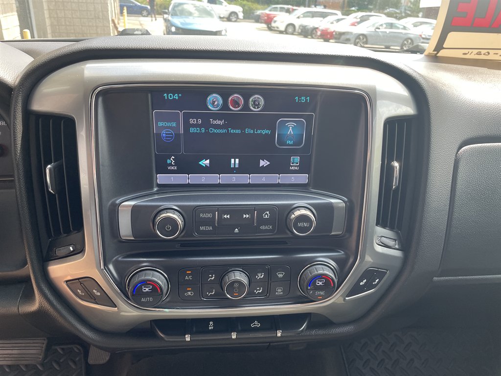 2015 Chevrolet Silverado - $20,495