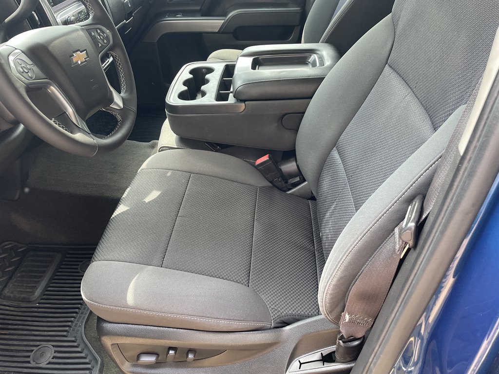 2015 Chevrolet Silverado - $20,495