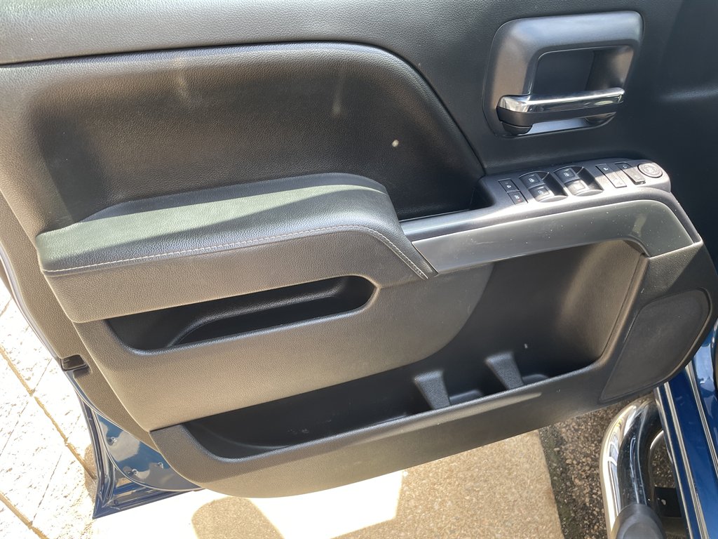 2015 Chevrolet Silverado - $20,495