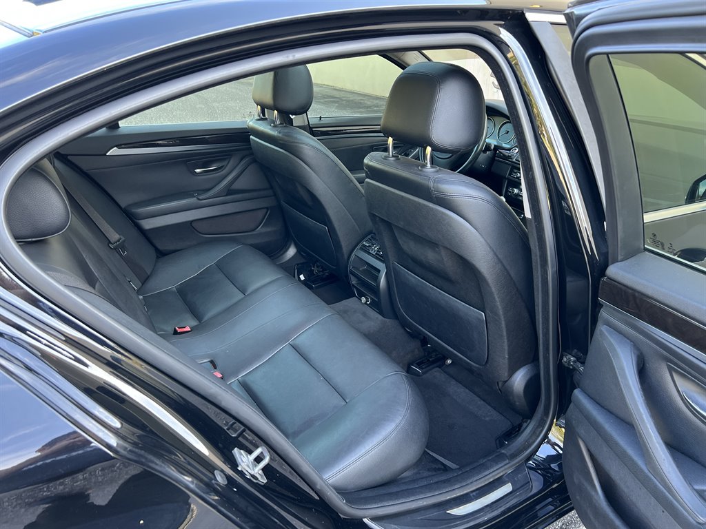 2014 BMW 528i - $10,999