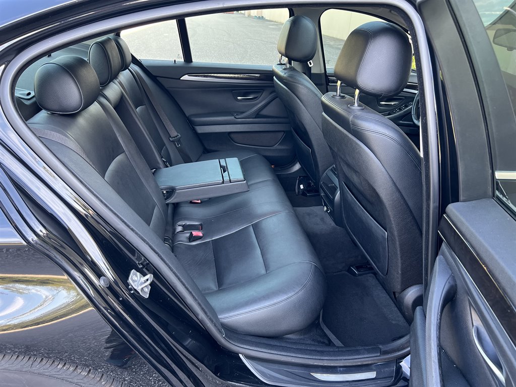 2014 BMW 528i - $10,999