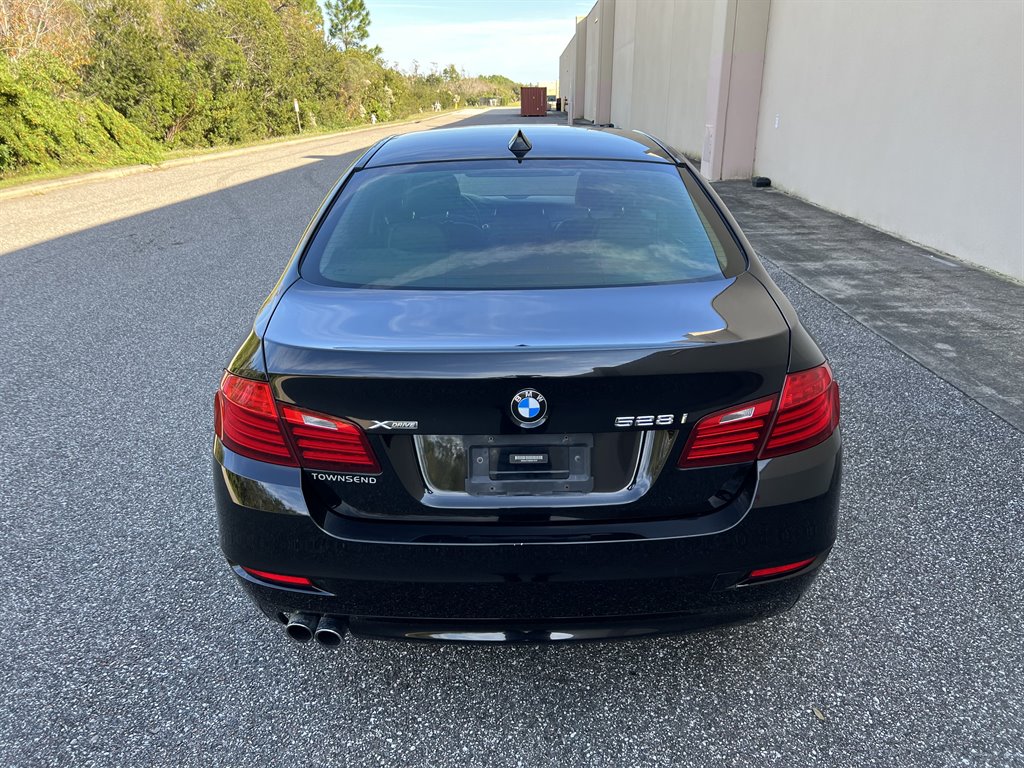 2014 BMW 528i - $10,999