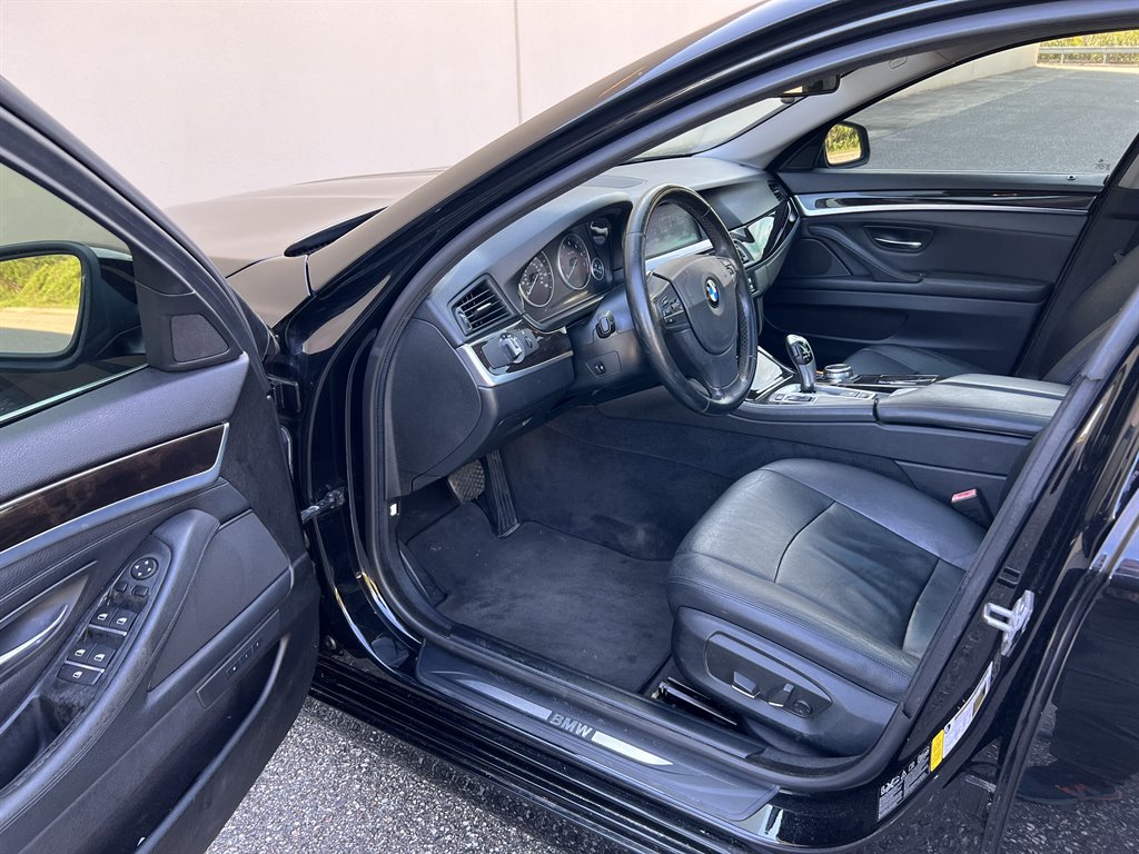 2014 BMW 528i - $10,999