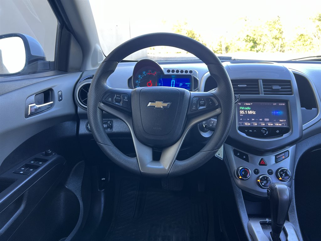 2015 Chevrolet Sonic LT photo