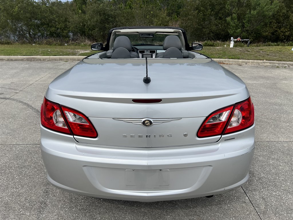 2008 Chrysler Sebring Touring photo
