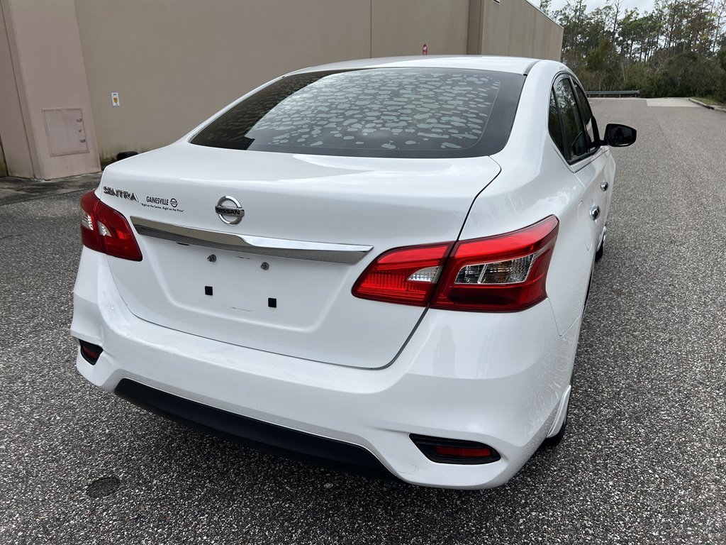 2019 Nissan Sentra S photo