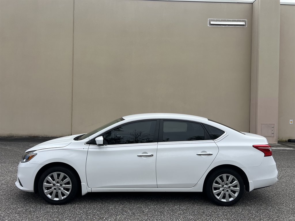 2019 Nissan Sentra S photo