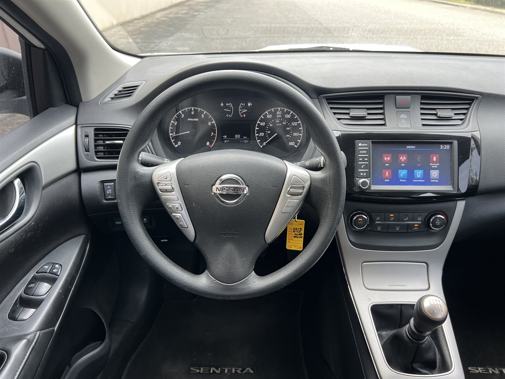 2019 Nissan Sentra S photo