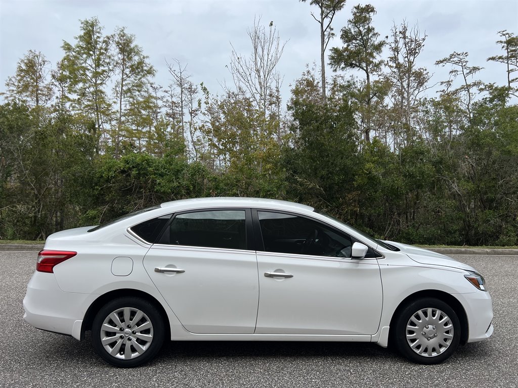 2019 Nissan Sentra S photo