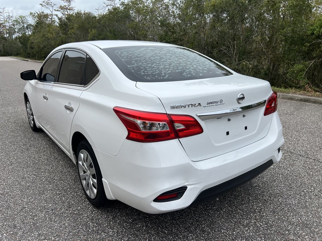 2019 Nissan Sentra S photo