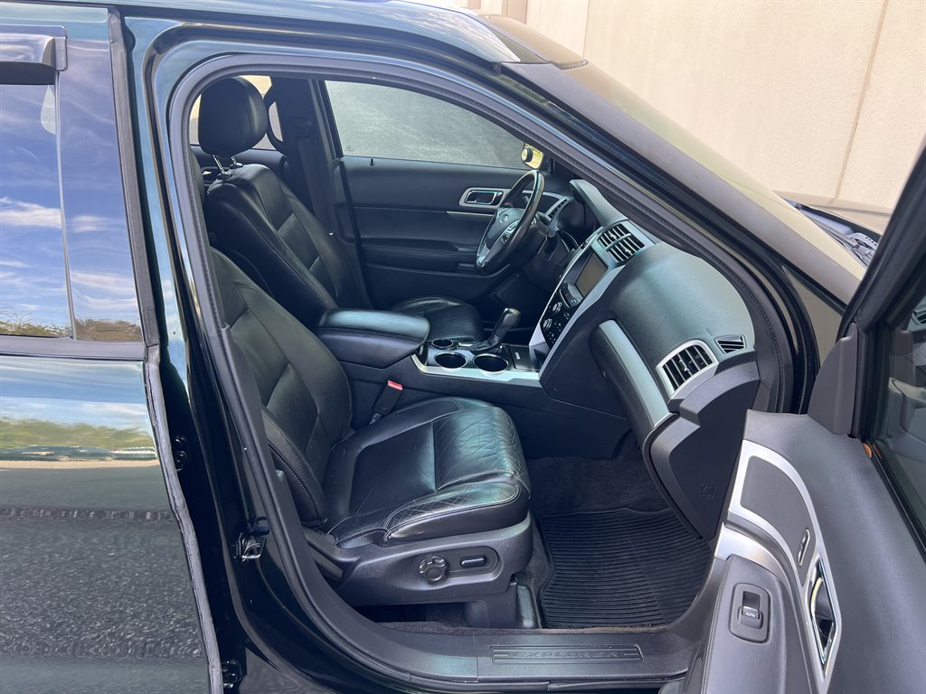 2013 Ford Explorer XLT photo