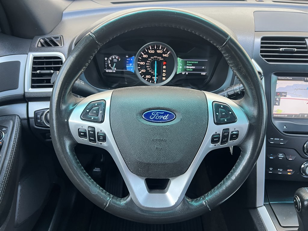 2013 Ford Explorer XLT photo