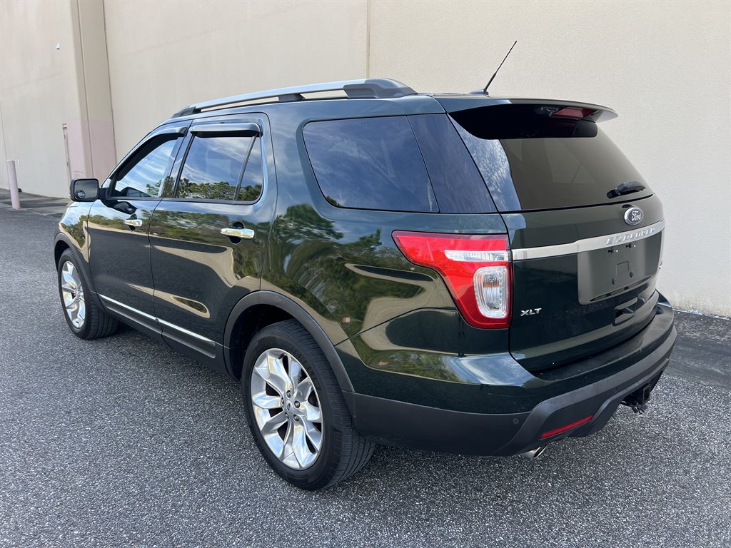 2013 Ford Explorer XLT photo