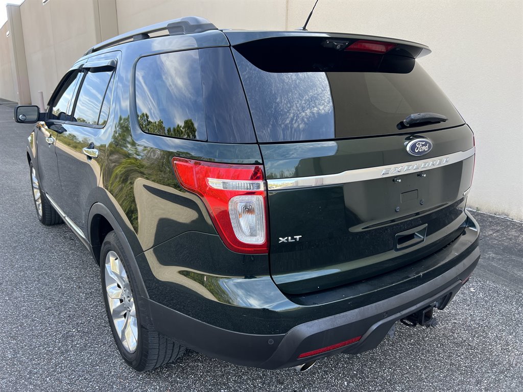 2013 Ford Explorer XLT photo