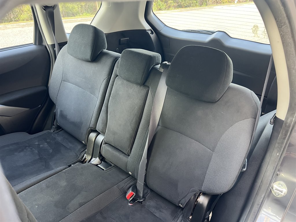 2007 Mitsubishi Outlander ES photo