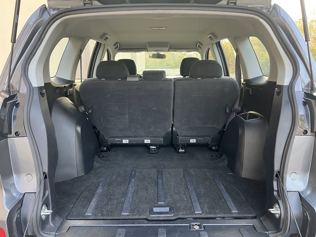2007 Mitsubishi Outlander ES photo
