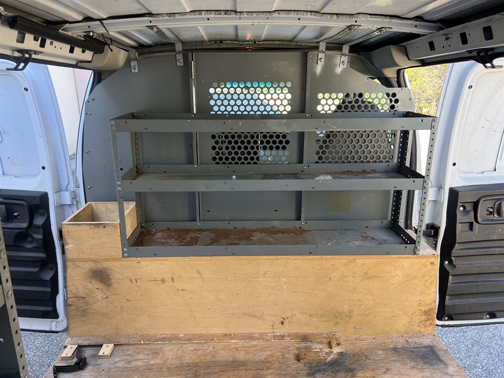 2004 Chevrolet Express 2500 2500 photo