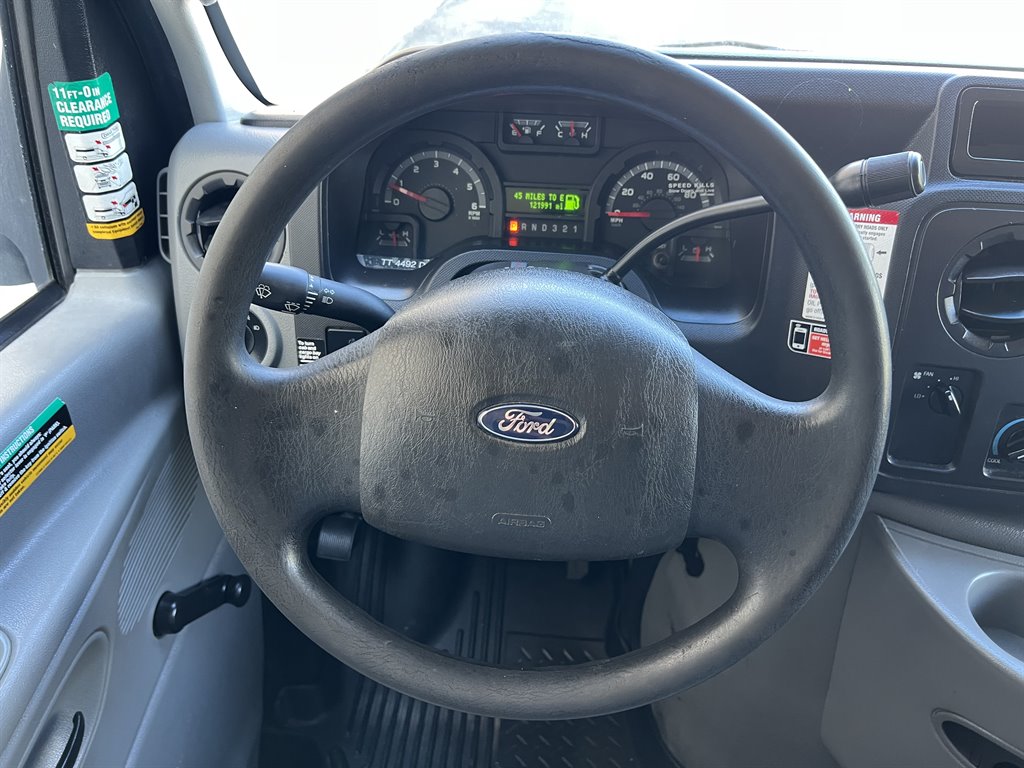 2011 Ford E-450 - $5,999