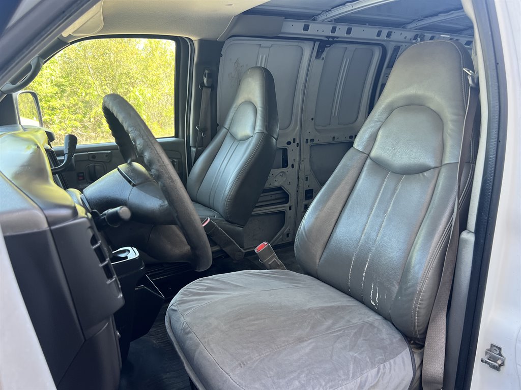 2006 Chevrolet Express 2500 2500 photo