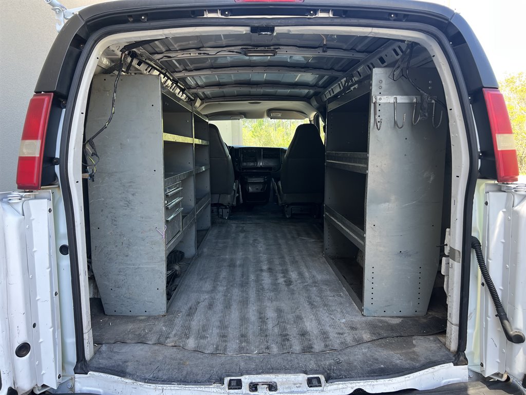 2006 Chevrolet Express 2500 2500 photo