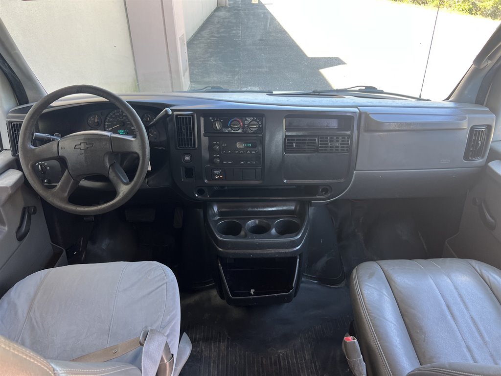 2006 Chevrolet Express 2500 2500 photo