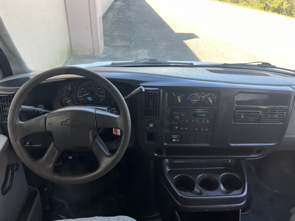 2006 Chevrolet Express 2500 2500 photo
