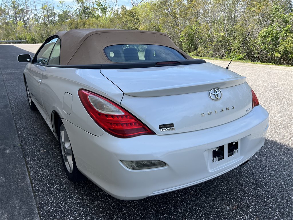 2008 Toyota Camry Solara SE V6 photo