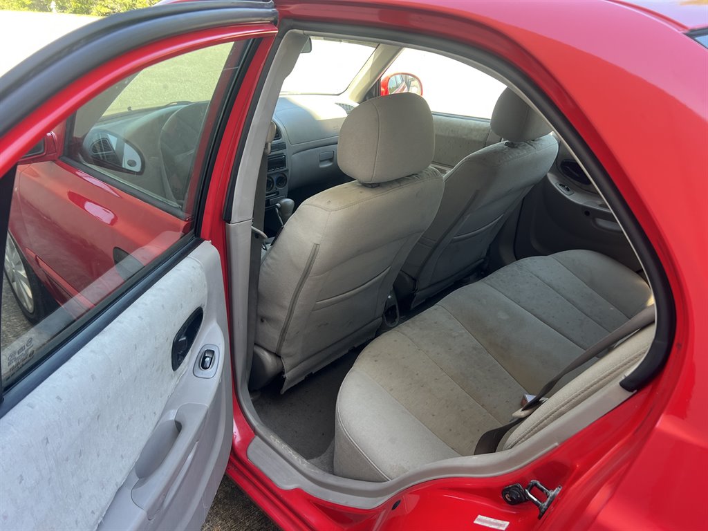 2005 Hyundai Accent GLS photo