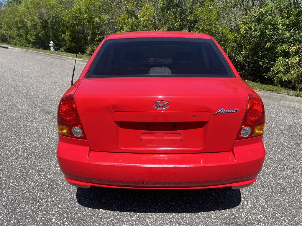 2005 Hyundai Accent GLS photo