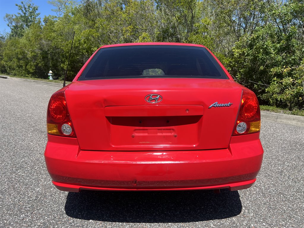 2005 Hyundai Accent GLS photo
