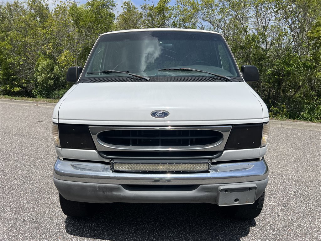 1998 Ford E-150 - $4,999